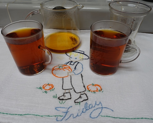 rooibos tea, small tea cups