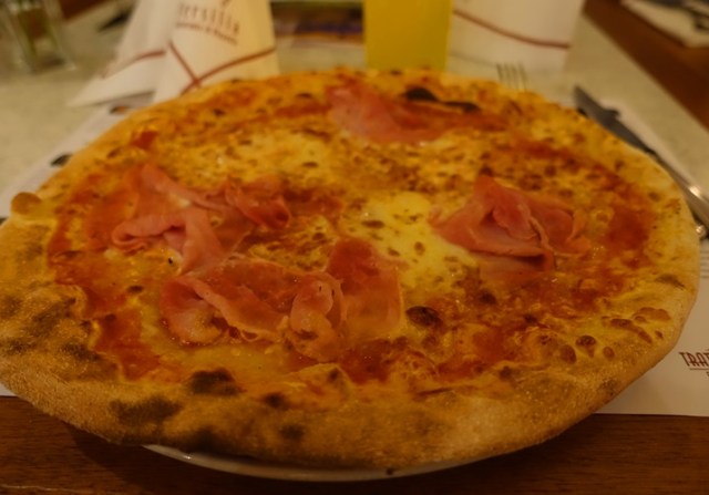 Prosciutto Pizza, Jena, Germany, Restaurant, Pizza, Italian