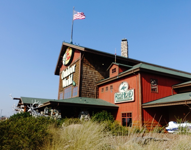 Manteca, Bass Pro Shops, Outdoor World