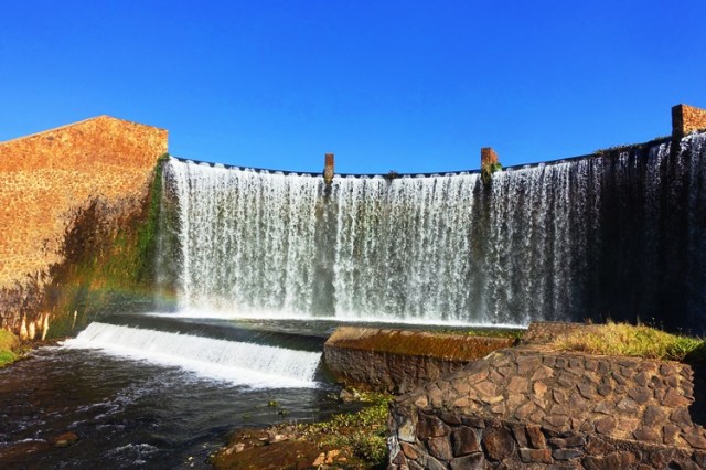 Franz Richter Dam, Cradle Moon, Crocodile River, Stone Dam, Africa