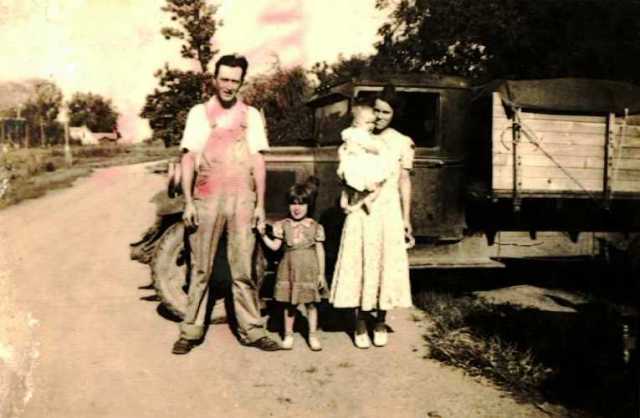 Old Truck, Grapes of Wrath, Iowa, Farm Truck