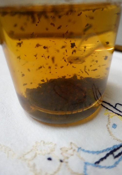 Daintree, Australian Tea, Small leaf particles