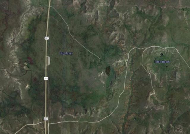 Big Basin, Clark County, Kansas, Little Basin, Geographical features