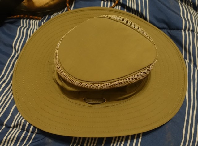 wide brim hat, archaeology hat, dig hat