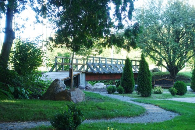 Kingbridge Centre, Trails, Hiking, walking trails, Canada, Toronto