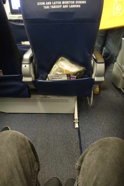 767 leg room, united, travel, airplanes, crew rest area