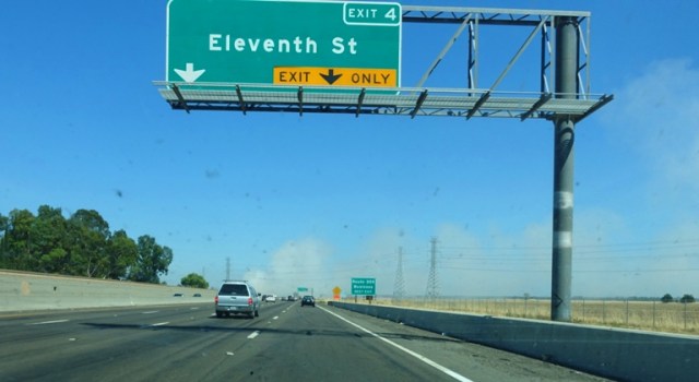 fire, 11st street, tracy, california, roadside