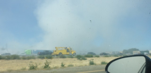 fire, 11st street, tracy, california, roadside