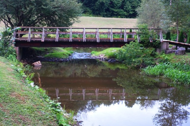 bridge, Humber River, Kingbridge Centre, Canada