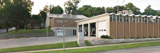 Ottumwa, Iowa, Fire Station, Rock Walls