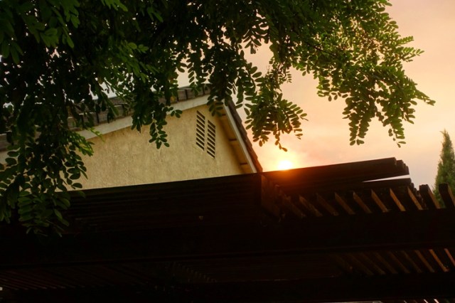 California wild fires, red sky, smoky sky, red tinged clouds