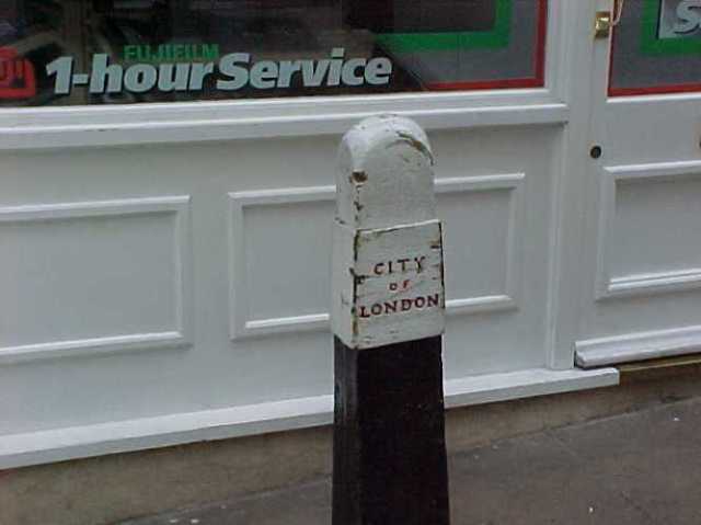 london, 2000, first trip to london, old digital pictures