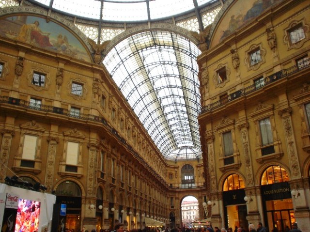Milan shopping center, duomo square, Italy