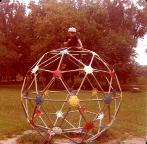 Curly slide park, large gun, climbing, playground equipment