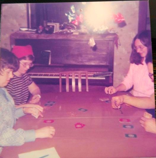 dutch blitz, amish, card game, pennsylvania dutch
